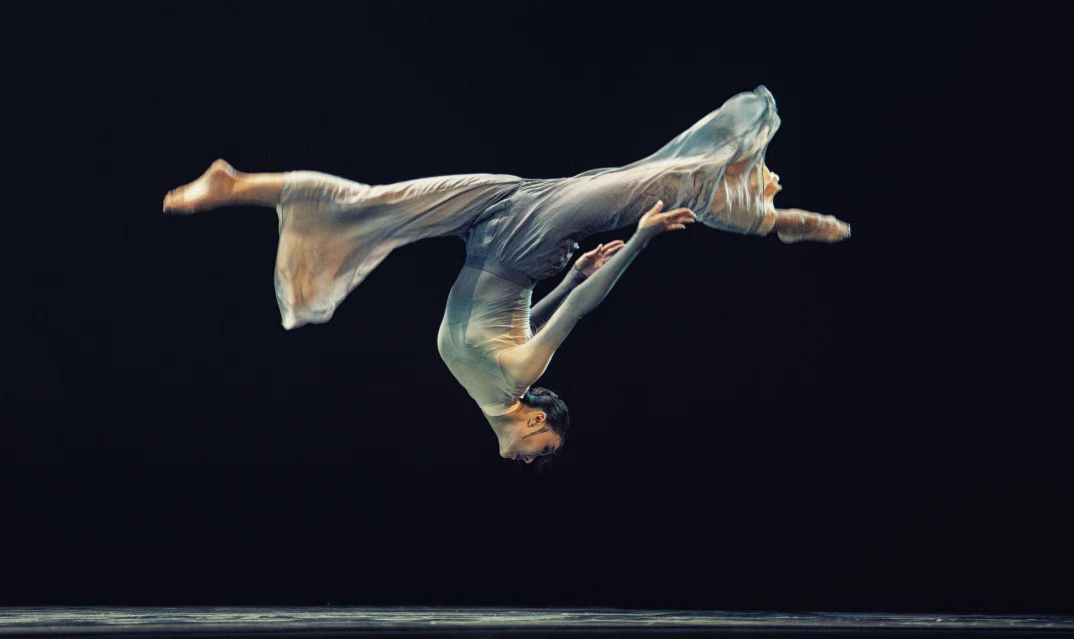 CHINA DANCE production image 1