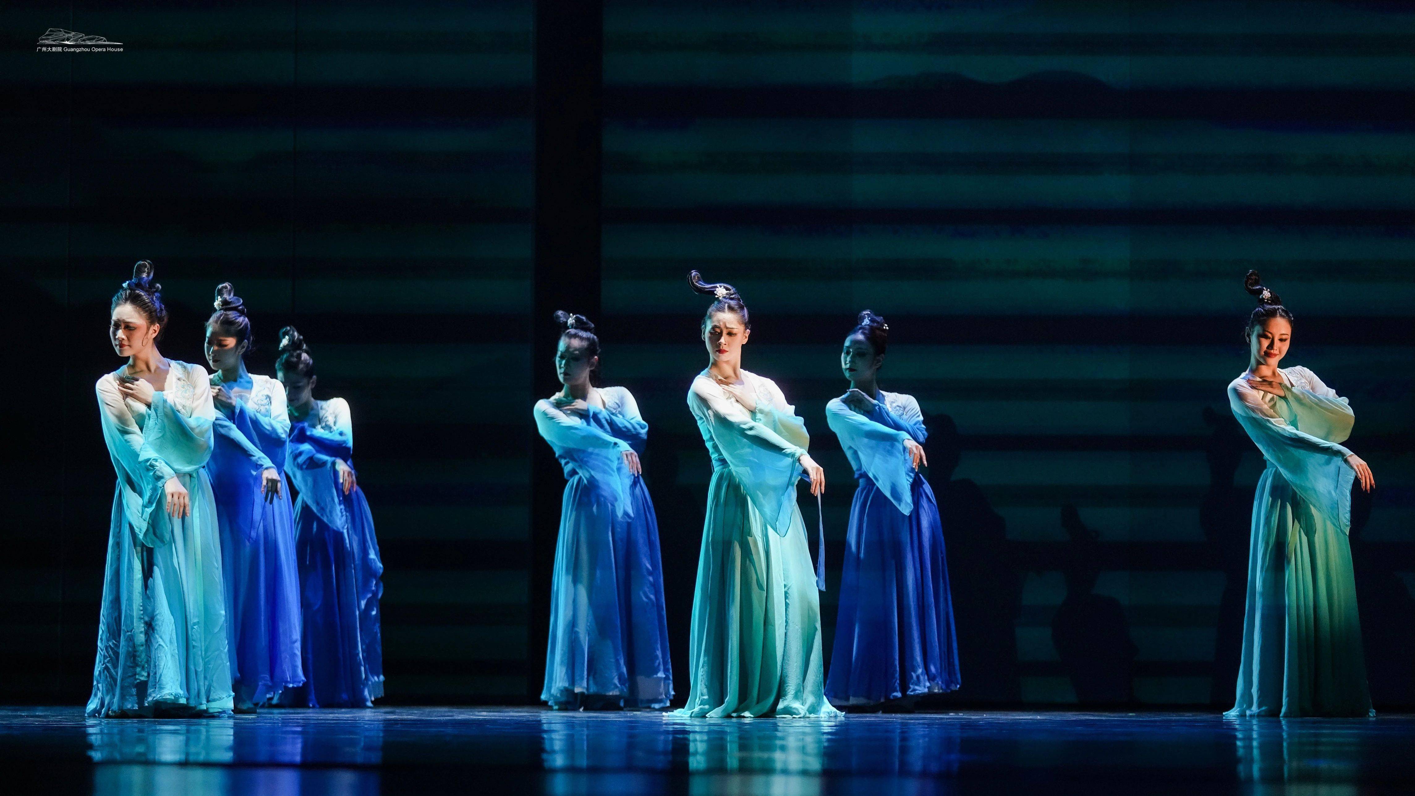 CHINA DANCE production image 13