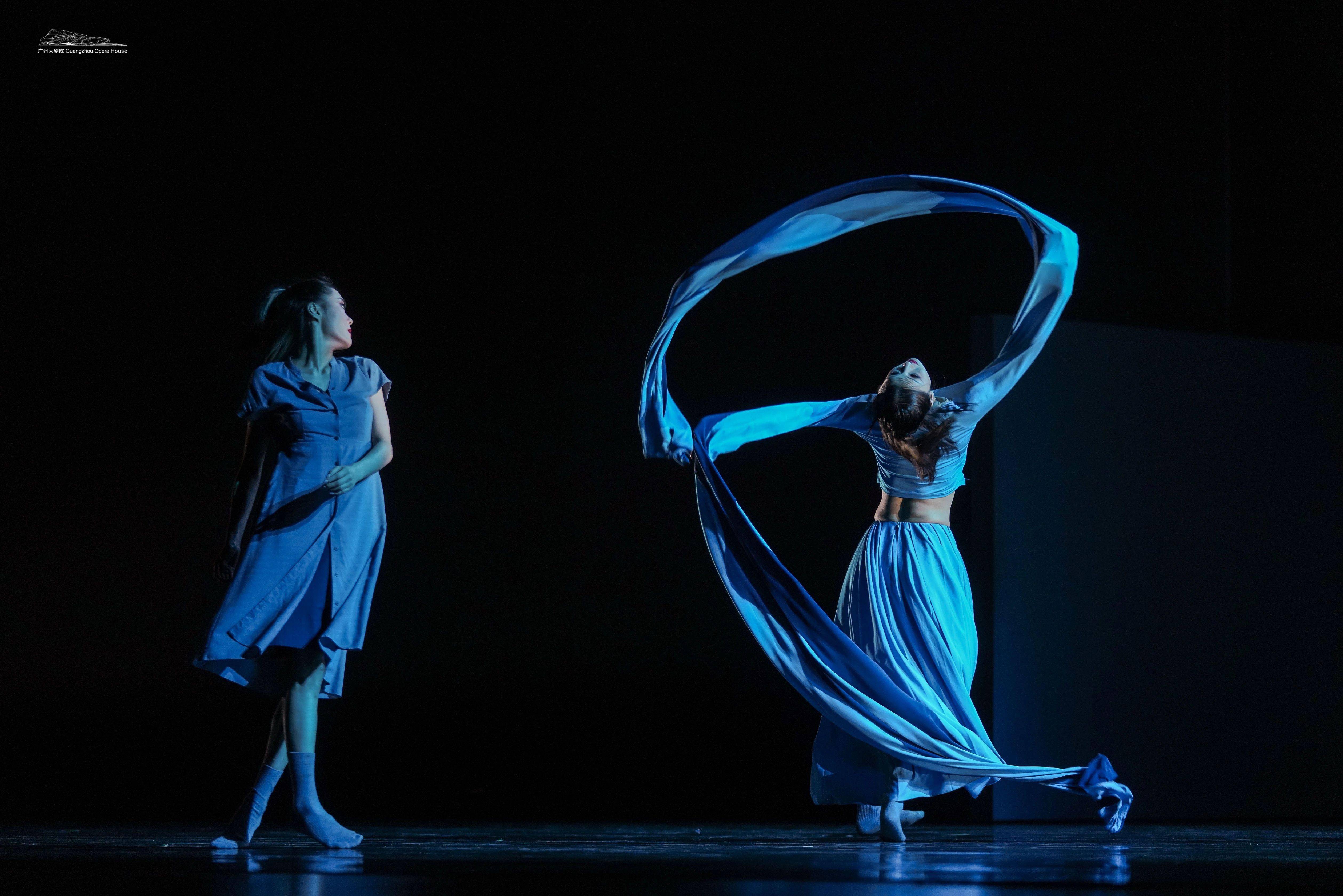 CHINA DANCE production image 5