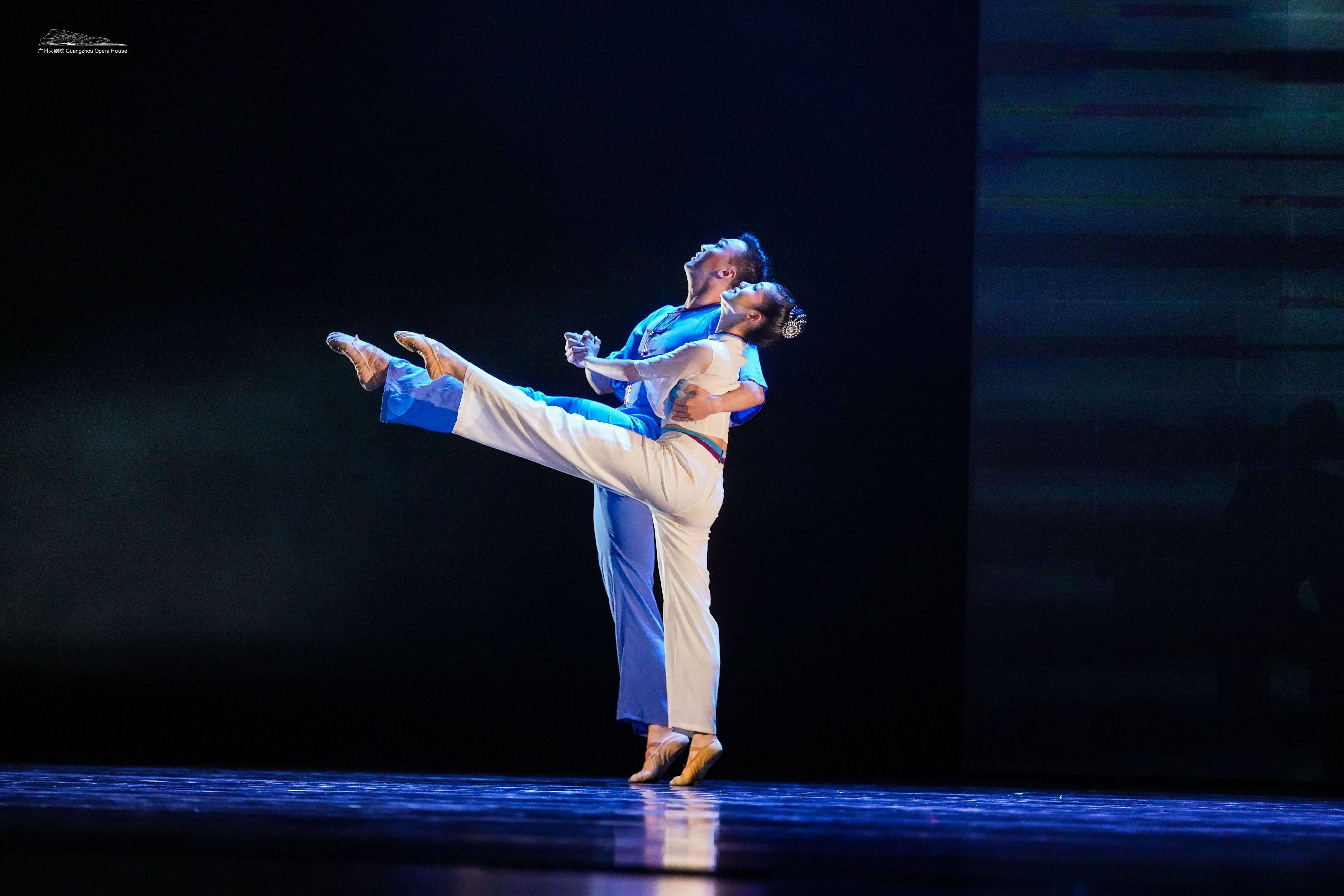 CHINA DANCE production image 7