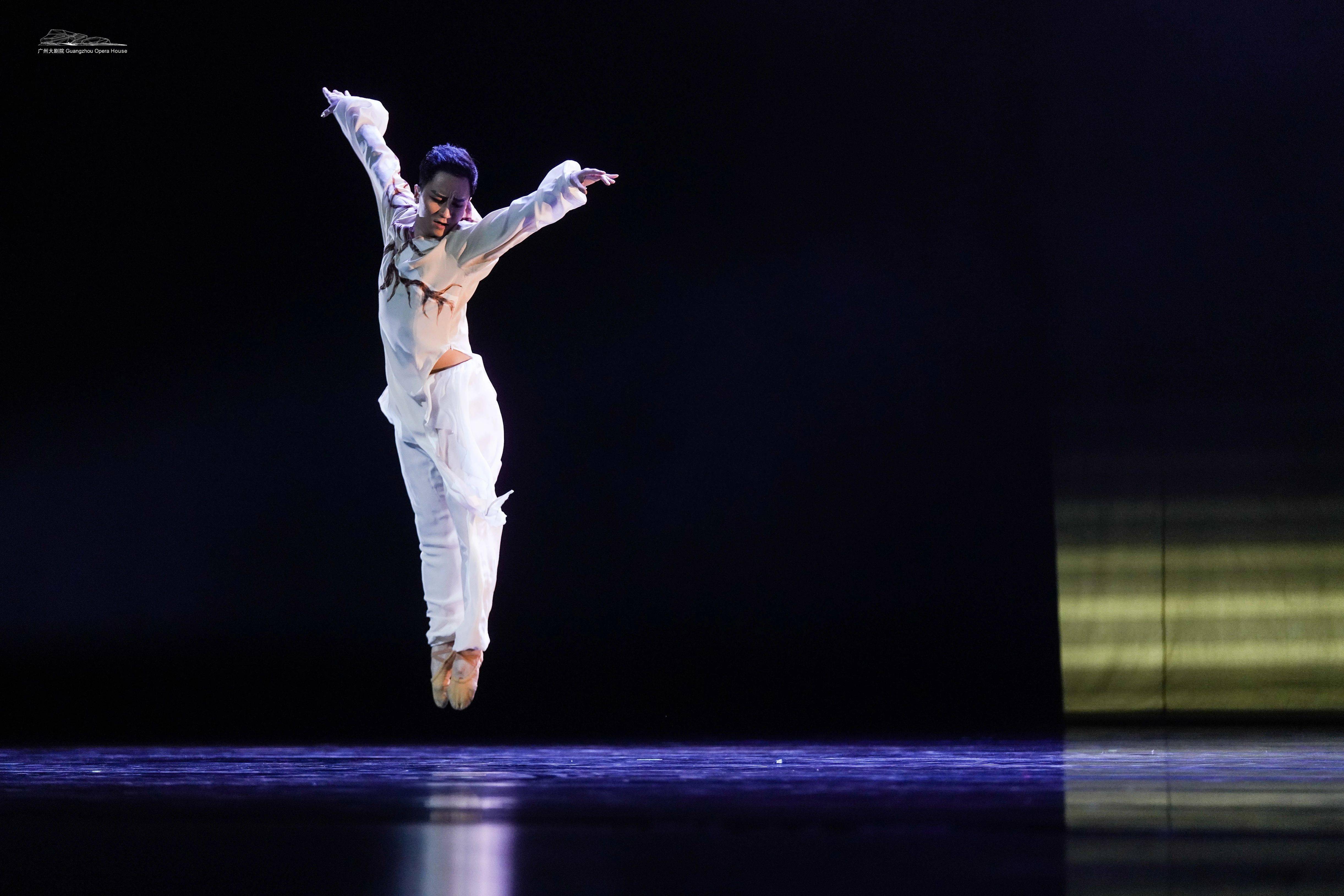 CHINA DANCE production image 11